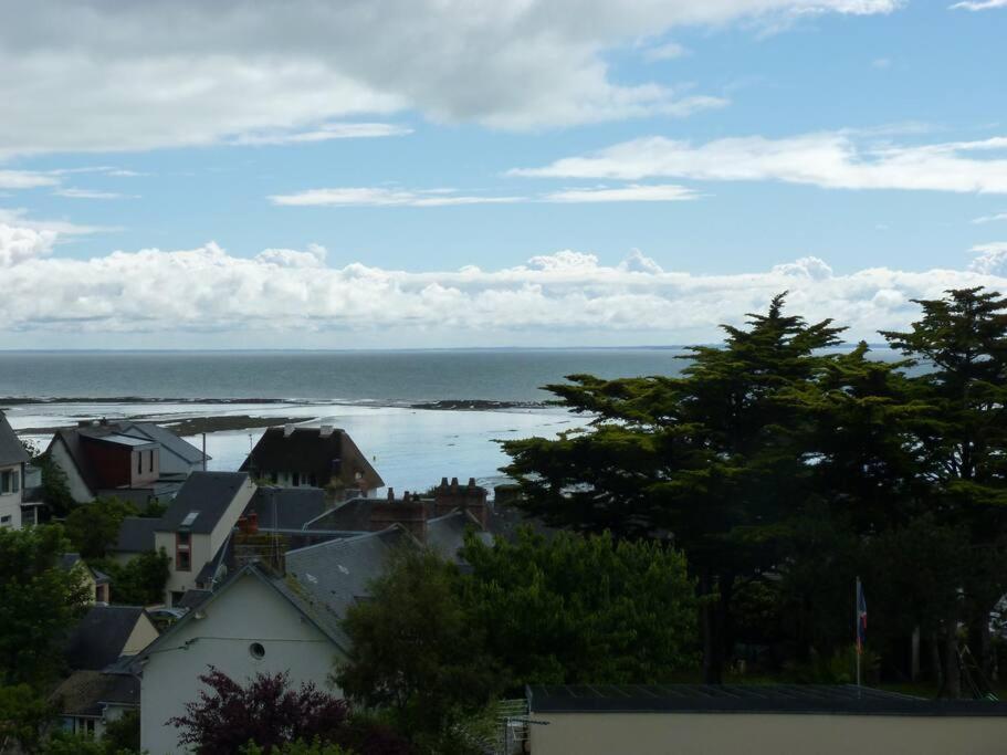 Studio Avec Vue Sur Mer A Granville. Plage A 3 Min Экстерьер фото